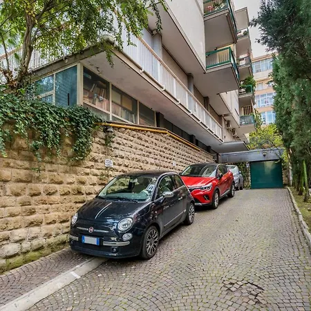 Apartment White Candle Apt, Close To San Pietro, Gemelli And City Center Rome