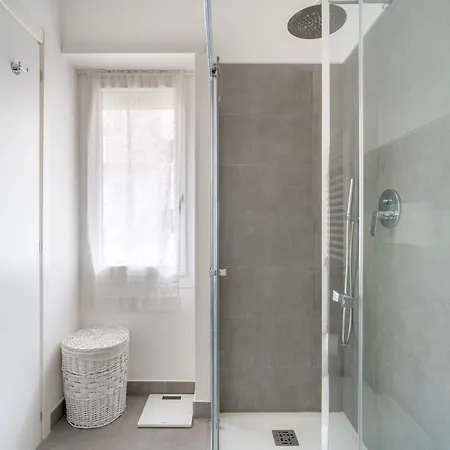 Apartment White Candle Apt, Close To San Pietro, Gemelli And City Center Rome